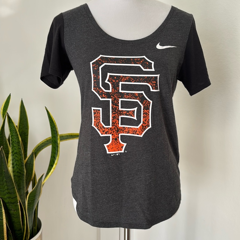 Nike Women’s San Francisco Giants Tee Size XS
